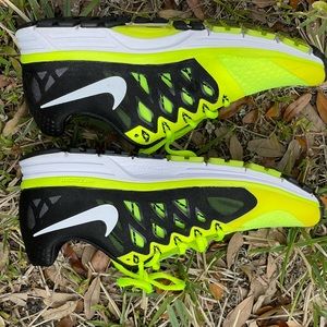 Nike Vomero sneakers